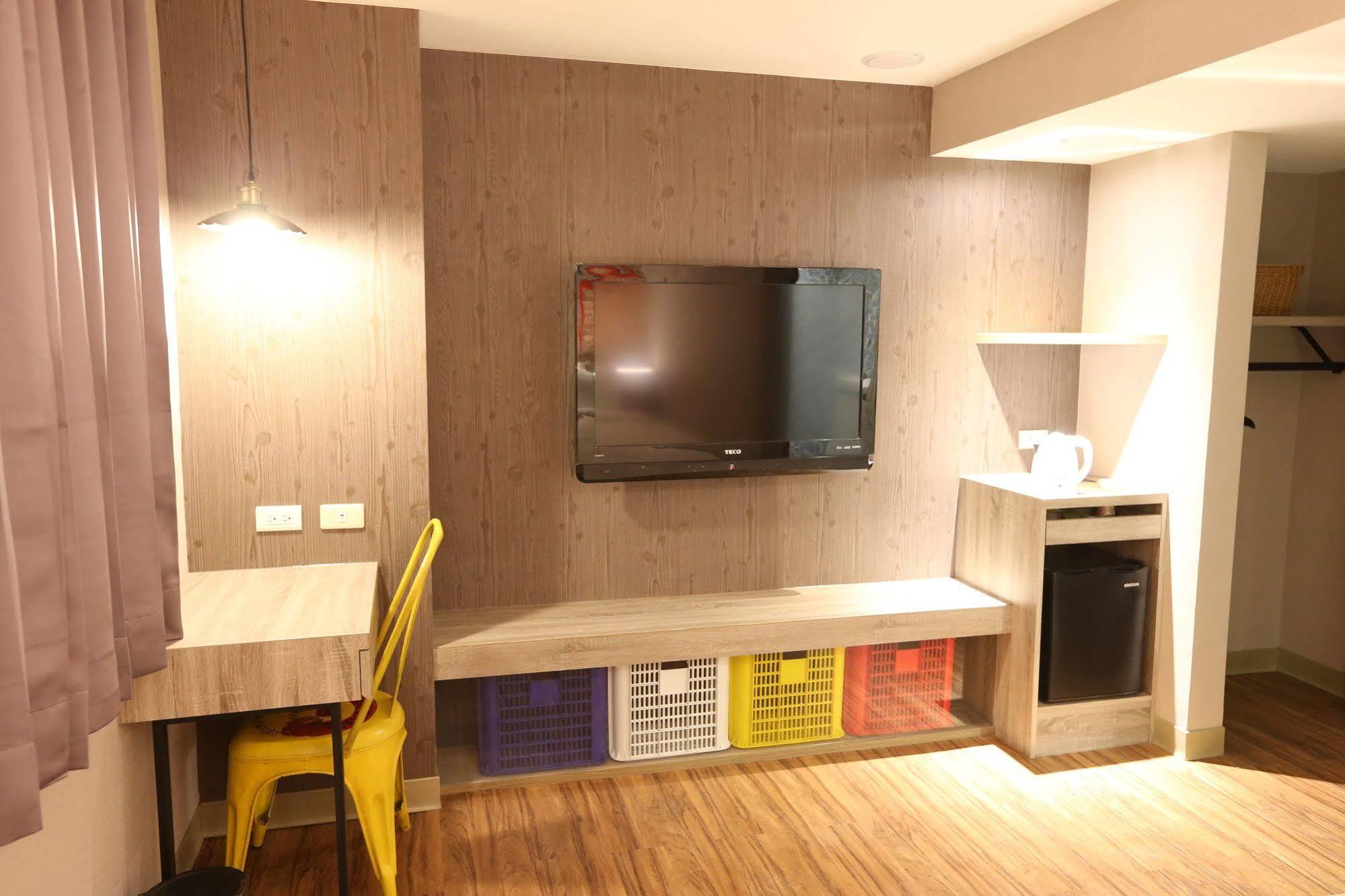 Central Hotel Таоюань Экстерьер фото