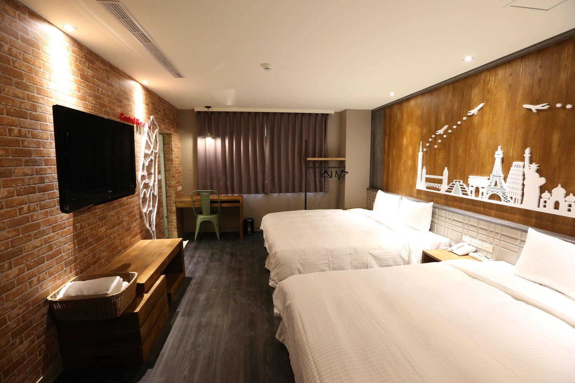 Central Hotel Таоюань Экстерьер фото